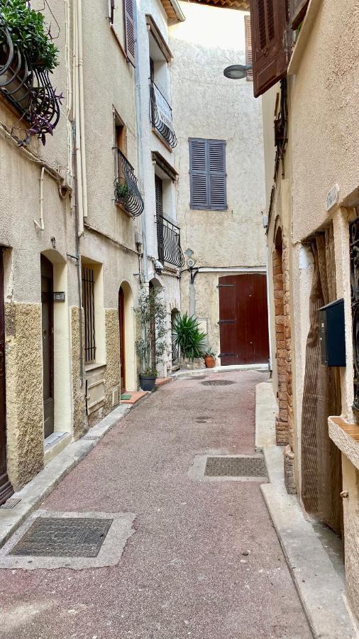 Charmant Studio Vieil Antibes Exterior foto